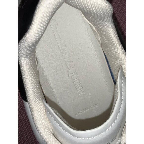 Alexander McQueen Sprint Runner Sneakers in White & Black 38 New with Box Womens - Picture 13 of 16
